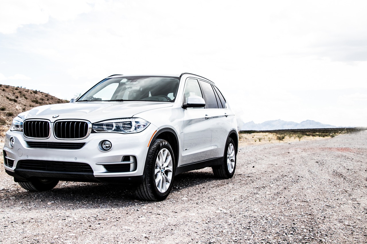 bmw-2699538_1280